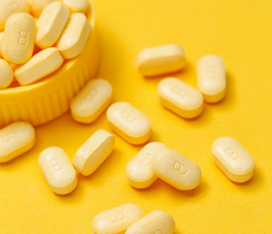 <p><strong>1 IŠ 2 ŽMONIŲ</strong> NESUGEBA SUVARTOTI VISO VITAMINŲ BUTELIUKO</p>